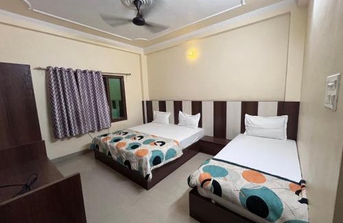 Varanasi Hotel | Hotel Shiv Kashi