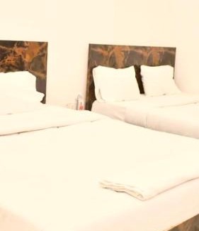 Mahmoorganj Hotel | Hotel shiva home