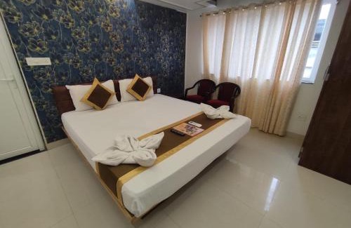 Varanasi Hotel | Hotel Shivansh