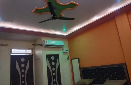 Mathura Hotel | Hotel Shivoham