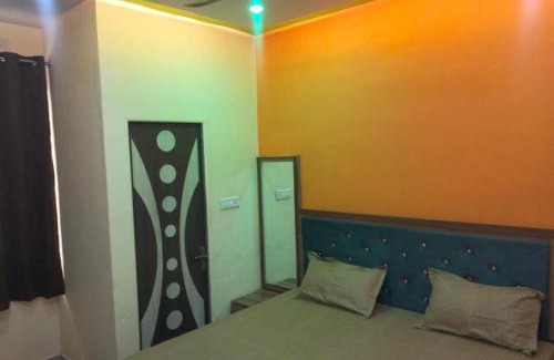 Mathura Hotel | Hotel Shivoham