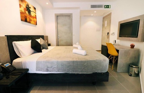 Paceville Casa | Hotel Shoreline
