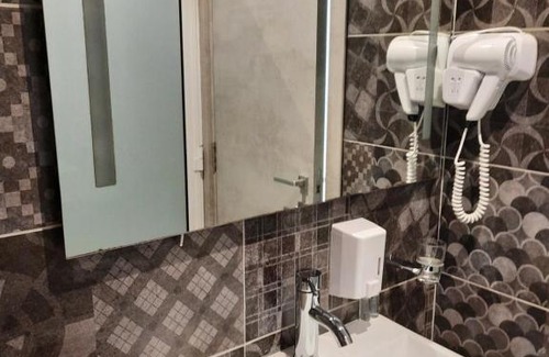 Paceville Casa | Hotel Shoreline