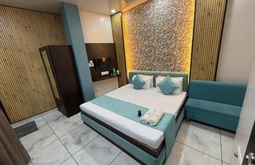 Ujjain Hotel | Hotel Shree Krishna Palace