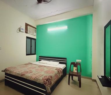 Vrindavan Casa | Hotel Shri Jeevan Dham