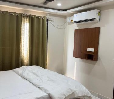 Vrindavan Casa | Hotel Shri Ram Gopal Seva Dham
