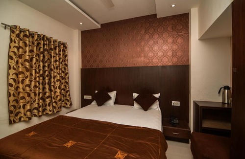 Ujjain Hotel | Hotel Shriram