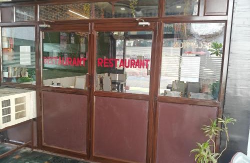 Taj Ganj Hotel | Hotel Sidhartha Walking Distance From TajMahal