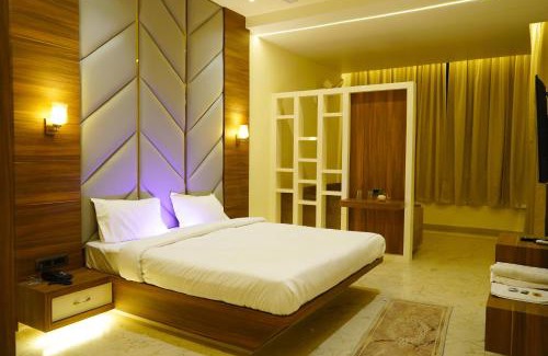 Ambikapur Hotel | HOTEL SIGNATURE INN