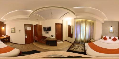 Koramangala 4th Block Hotel | Hotel Silicrest
