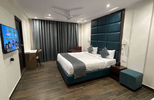HITEC City Hotel | Hotel Silver Clé