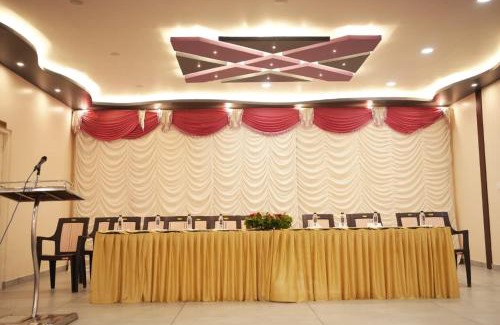Alattur Hotel | Hotel Sindoor Inn