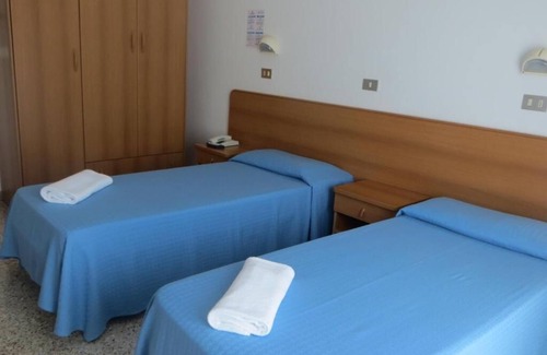Milano Marittima Hotel | Hotel Singapore