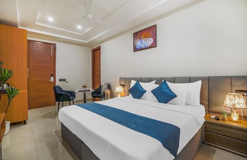 Zirakpur Hotel | Hotel Sky View - Zirakpur, Chandigarh