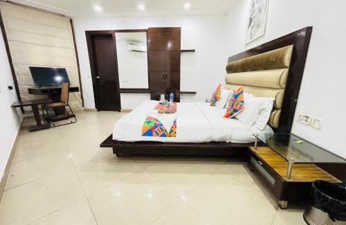 Malviya Nagar Cama Y Desayuno | Hotel Smart Stay -Malviya Nagar Metro