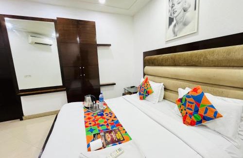 Malviya Nagar Cama Y Desayuno | Hotel Smart Stay -Malviya Nagar Metro