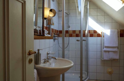Burbach Hotel | Hotel Snorrenburg
