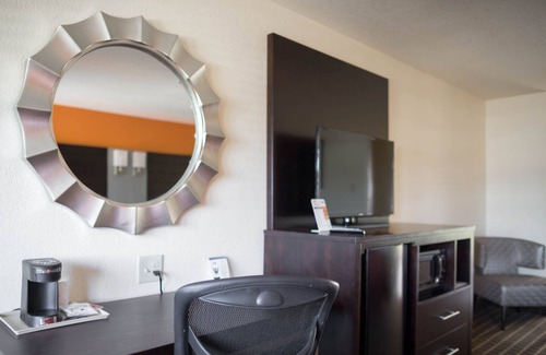 Westside Santa Cruz Hotel | Hotel Solares