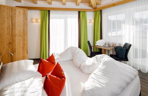 Ladis Hotel | Hotel Sonnleiten