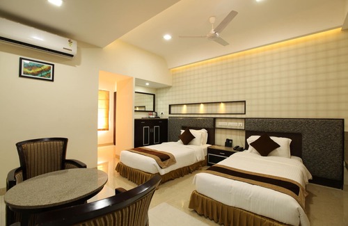 Kelambakkam Hotel | Southern Residency