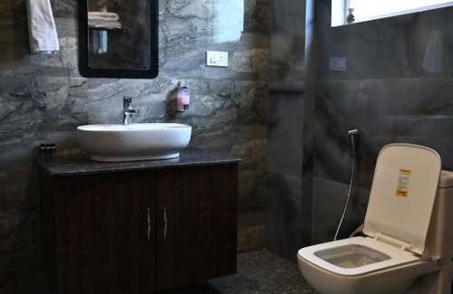 Sidhpur Hotel | HOTEL SR RESIDENCY