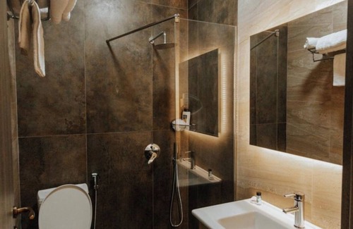 Gjirokaster Hotel | Hotel SS Kekezi
