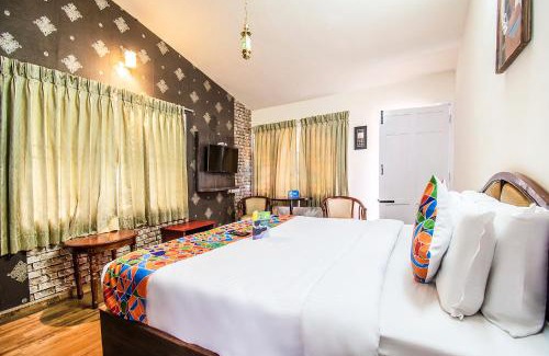 Pudumund Hotel | Hotel St Clouds - Nr Government Botanical Garden