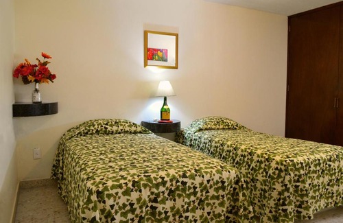 Celaya Hotel | Hotel Sta Lucía