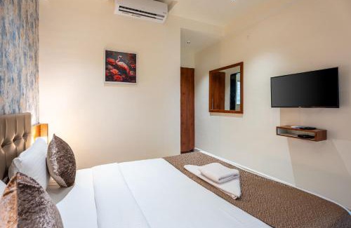 Kharadi Cama Y Desayuno | Hotel StayBird - Cove