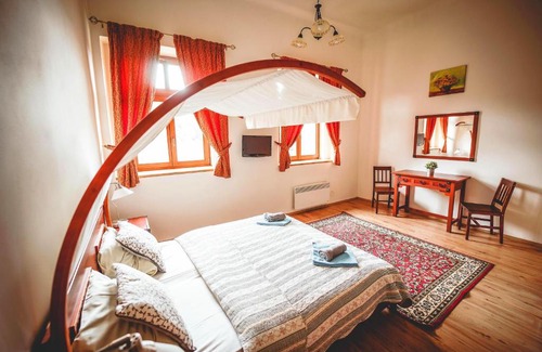 Loket Casa | Hotel Stein Elbogen