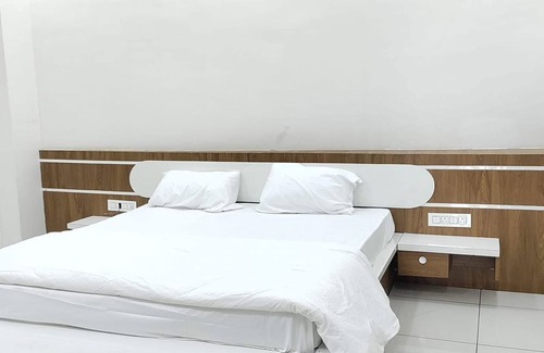 Jaisalmer Hotel | HOTEL STR PLAZA