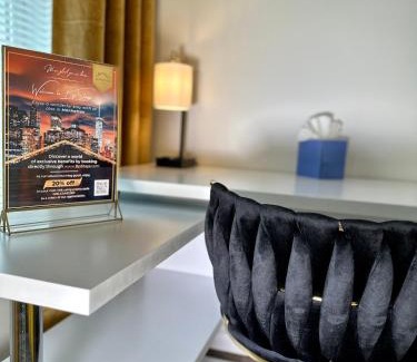 Jersey City Casa | Hotel-Style, No Host, Professionally Managed ID289