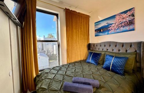 The Heights Cama Y Desayuno | Hotel-Style, No Host, Professionally Managed ID286