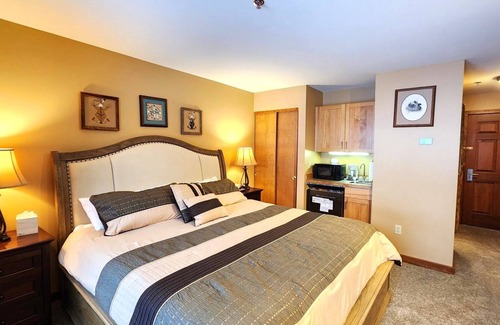 Whitefish Hotel | Habitación de estilo hotel de lujo