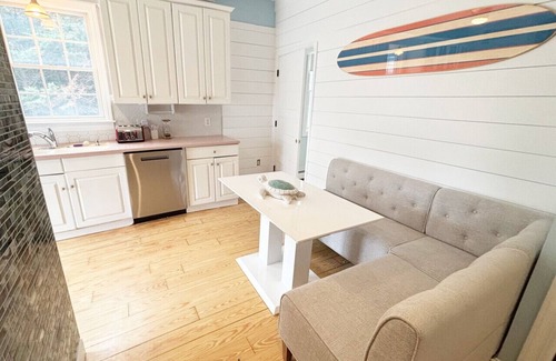 Beach Haven Apartamento | Hotel-Style Suite, 300’ to Beach