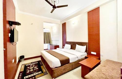 Puri Hotel | Hotel Subham Beach inn ! PURI near-sea-beach-and-temple fully-air-conditioned-hotel with-lift-and-parking-facility