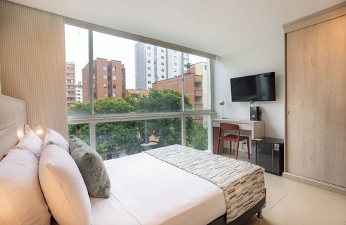 Laureles - Estadio Hotel | Hotel Suite Comfort