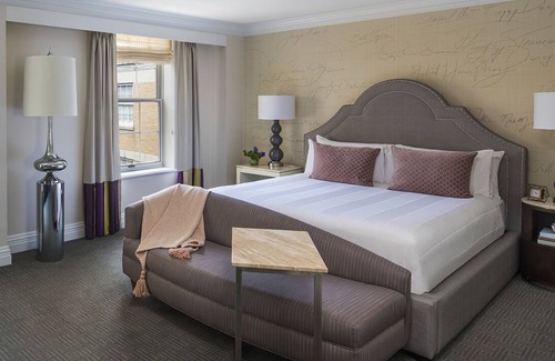 Connecticut Ave - K Street Apartamento | Hotel suite in Dupont Circle, just blocks from the main WorldPride events!