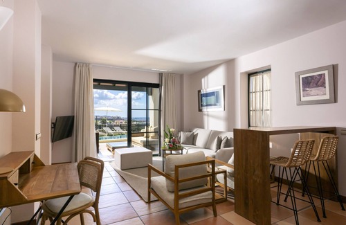 Costa Adeje Hotel | Hotel Suite Villa María