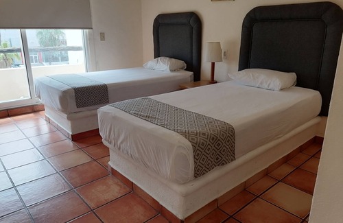 Centro de San José del Cabo Hotel | Hotel & Suites Las Palmas