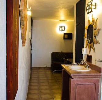 La Cruz Hotel | Hotel Suites Sofia