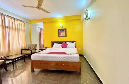 Puri Hotel | Hotel Surya Beach inn - near Sea beach
