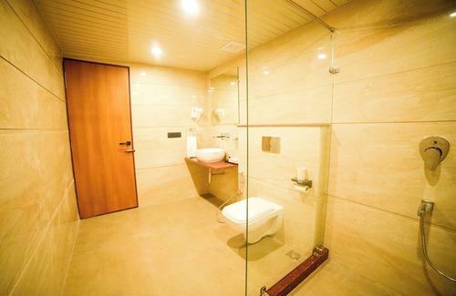 Varanasi Hotel | Hotel Surya