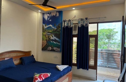 Kalyanpur Cama Y Desayuno | Hotel Swastik Inn