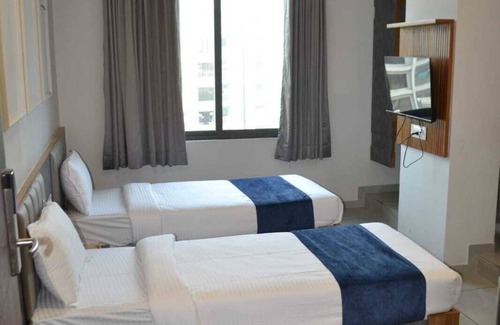 Kadi Hotel | Hotel Sweet Time Restaurant And Banquet
