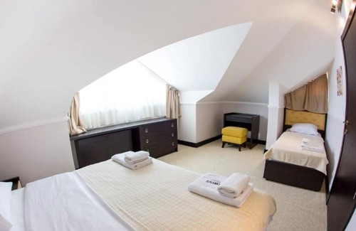 Becici Hotel | Hotel Swiss Holiday