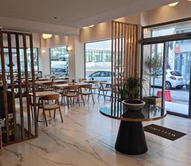 Koukaki Hotel | Hotel @Syngrou Fix