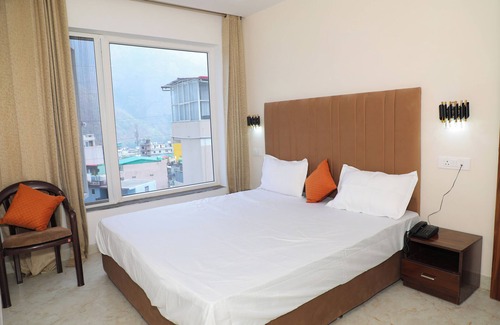 Tapovan Hotel | Hotel Tapo Dhara