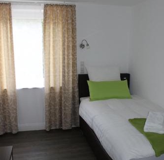 Eltern Casa | Hotel Tau-Lünne