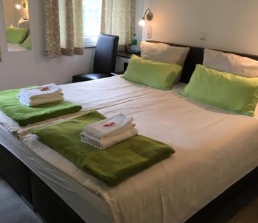Eltern Casa | Hotel Tau-Lünne